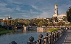 Поселок Петропавловская Борщаговка. Фото с сайта gorizont.kh.ua