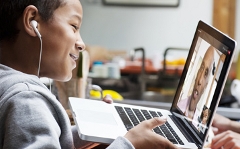 Видеосвязь по skype. Фото с сайта skype.com