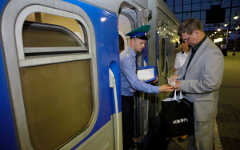 Пограничный контроль © РИА Новости, Руслан Кривобок