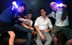 Enter Shikari. Фото с офстраницы Enter Shikari в Facebiik