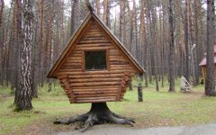 Избушка на курьих ножках, фото: museum.ru