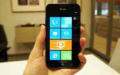 Windows Phone 7 (фото TechCrunch) Windows Phone 7 (фото TechCrunch)