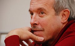 Андрей Макаревич, фото с сайта krasnaja-nit.ru Андрей Макаревич, фото с сайта krasnaja-nit.ru