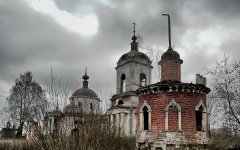 Заброшенный храм в Тверской области. Фото с сайта urban3p.ru Заброшенный храм в Тверской области. Фото с сайта urban3p.ru