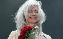 Оливия Ньютон-Джон, фото с сайта doodoo.ru Оливия Ньютон-Джон, фото с сайта doodoo.ru