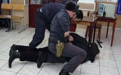 В Кирове возбуждено уголовное дело в отношении двух полицейских; фото с pravo.ru В Кирове возбуждено уголовное дело в отношении двух полицейских; фото с pravo.ru