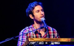 Джесси Кармайкл, фото с сайта maroon5fan.ru