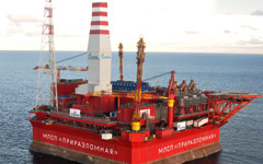 Платформа «Приразломная», фото с сайта www.gazprom.ru Платформа «Приразломная», фото с сайта www.gazprom.ru