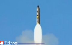 Запуск «Агни-5». Стоп-кадр телеканала IBN Запуск «Агни-5». Стоп-кадр телеканала IBN