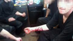 Протестующие заключенные; фото с lifenews.ru