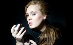 Адель, фото с сайта hypetrak.com Адель, фото с сайта hypetrak.com