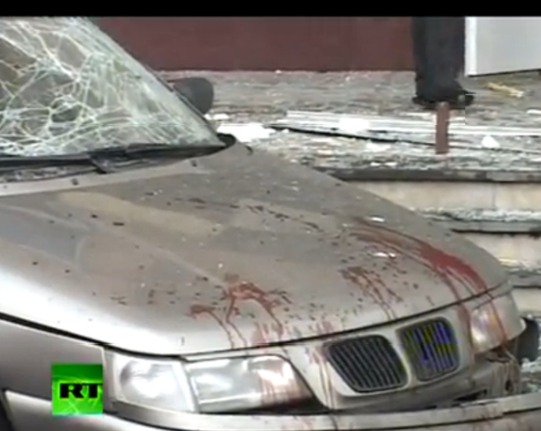 Последствия теракта во Владикавказе. Кадр телеканала Russia Today с сайта rt.com Последствия теракта во Владикавказе. Кадр телеканала Russia Today с сайта rt.com