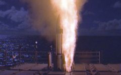 Запуск ракеты-перехватчика SM-3. Фото с сайта globalsecurity.org Запуск ракеты-перехватчика SM-3. Фото с сайта globalsecurity.org