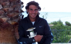 Рафаэль Надаль. Фото с сайта rafaelnadal.com Рафаэль Надаль. Фото с сайта rafaelnadal.com