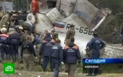 Крушении Ту-134 в Карелии. Кадр телеканала НТВ Крушении Ту-134 в Карелии. Кадр телеканала НТВ