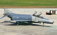 F-4. Фото с сайта megabook.ru F-4. Фото с сайта megabook.ru