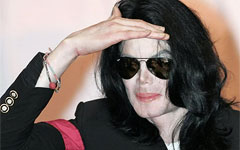 Майкл Джексон. Фото с сайта michaeljackson.com
