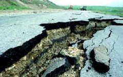 Последствия землетрясения в Туве. Фото с сайта earth-chronicles.ru Последствия землетрясения в Туве. Фото с сайта earth-chronicles.ru