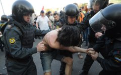 Задержание на «Марше миллионов» © РИА Новости, Илья Питалев