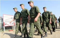 Военнослужащие российской армии. Фото с сайта arms-expo.ru Военнослужащие российской армии. Фото с сайта arms-expo.ru