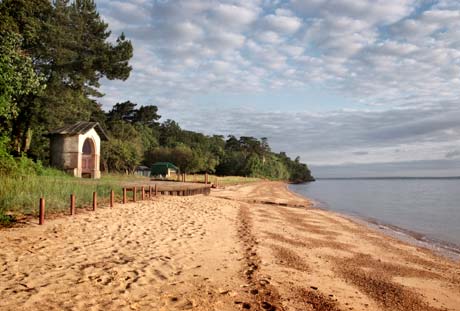 Пляж Озборн Бэй. Фото с сайта mby.com