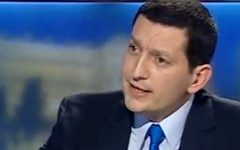 Джихад Макдисси. Кадр из видео на YouTube Джихад Макдисси. Кадр из видео на YouTube