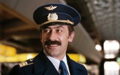 Вахтанг Кикабидзе. Фото с сайта kino-teatr.ru Вахтанг Кикабидзе. Фото с сайта kino-teatr.ru
