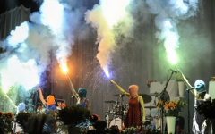 Pussy Riot на концерте Faith No More © РИА Новости, Владимир Астапкович Pussy Riot на концерте Faith No More © РИА Новости, Владимир Астапкович
