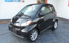Smart Fortwo. Кадр из видео в YouTube Smart Fortwo. Кадр из видео в YouTube