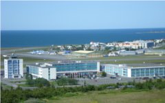 Аэропорт в Рейкьявике. Фото TommyBee с сайта ru.wikipedia.org