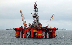 Нефтяная платформа. Фото с сайта wikipedia.org Нефтяная платформа. Фото с сайта wikipedia.org