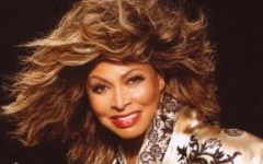 Тина Тернер. Фото с сайта bestoftinaturner.com