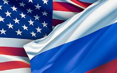 Флаги РФ и США. Фото с сайта agendatruth.com Флаги РФ и США. Фото с сайта agendatruth.com