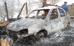 Сгоревшая «Лада Калина». Фото с сайта 44.mvd.ru Сгоревшая «Лада Калина». Фото с сайта 44.mvd.ru