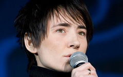 Земфира. Фото Марины Захаровой с сайта wikipedia.org Земфира. Фото Марины Захаровой с сайта wikipedia.org