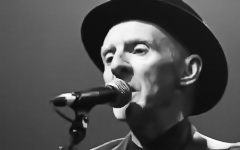 Филип Шеврон. Фото с сайта pogues.com Филип Шеврон. Фото с сайта pogues.com