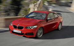 BMW 2-й серии. Фото с сайта bmw.ru BMW 2-й серии. Фото с сайта bmw.ru