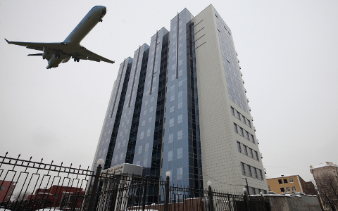 Здание СК РФ. Коллаж © KM.RU