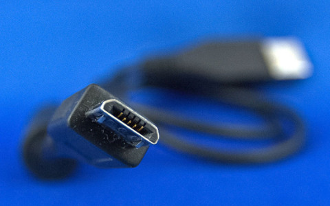 Разъем USB Micro-B. Фото с сайта wikimedia.org Разъем USB Micro-B. Фото с сайта wikimedia.org