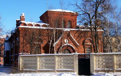Храм Благовещения Пресвятой Богородицы. Фото с сайта pobeda.ru Храм Благовещения Пресвятой Богородицы. Фото с сайта pobeda.ru