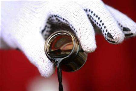 Нефть. Фото с сайта oilngases.ru Нефть. Фото с сайта oilngases.ru