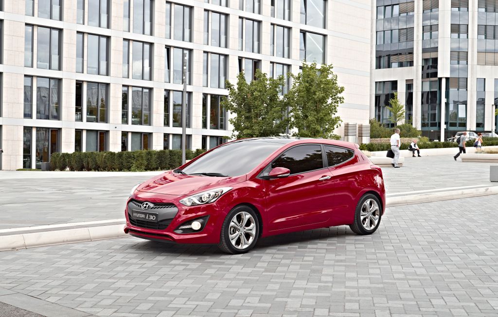 Hyundai i30 3d, Фото компании Hyundai