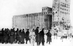Сталинград в 1943 году. Фото с сайта wikipedia.org Сталинград в 1943 году. Фото с сайта wikipedia.org
