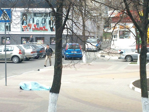 Место ЧП. Фото из группы «ВКонтакте» - «АВТО @@@ БЕЛГОРОД» Место ЧП. Фото из группы «ВКонтакте» - «АВТО @@@ БЕЛГОРОД»