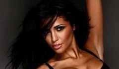Санта Димопулос. Фото с офстраницы канала Ello в facebook.com