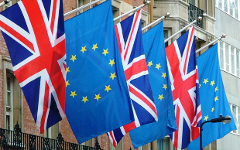 Флаги Великобритании и Евросоюза. Фото с сайта purefx.co.uk