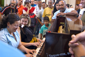 Фото с сайта streetpianos.com
