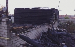 Сгоревший дом в Мушковичах. Фото с сайта fire.mchs.gov.ru