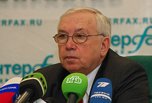 Владимир Лукин. Фото А.Савина с сайта wikipedia.org Владимир Лукин. Фото А.Савина с сайта wikipedia.org