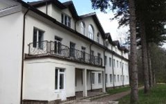 Турбаза «Серебряный век». Фото с сайта tarusa-hotel.ru Турбаза «Серебряный век». Фото с сайта tarusa-hotel.ru
